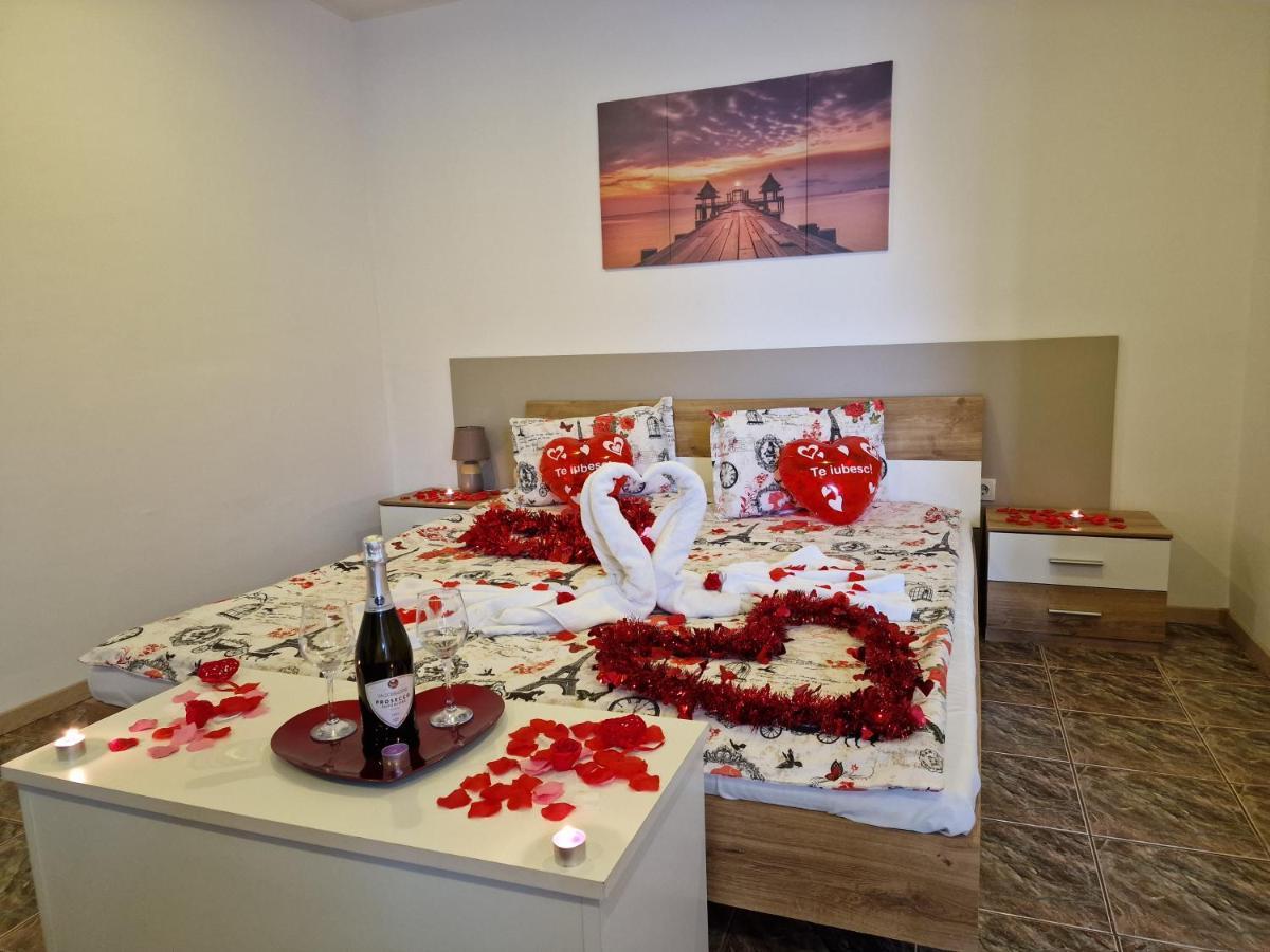 Pensiunea B&B Casa Italia 티미쇼아라 외부 사진