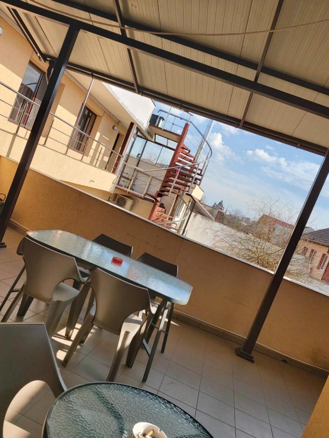 Pensiunea B&B Casa Italia 티미쇼아라 외부 사진